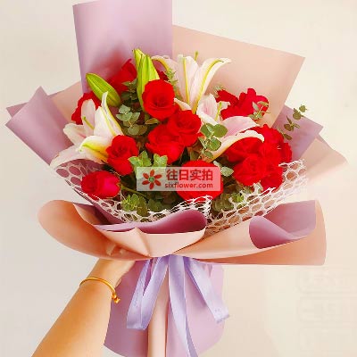 随州18朵红玫瑰百合，真情相守一生